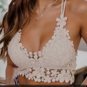 Pink Lily Floral Lace Bralette Criss Cross Back Straps Beige XL